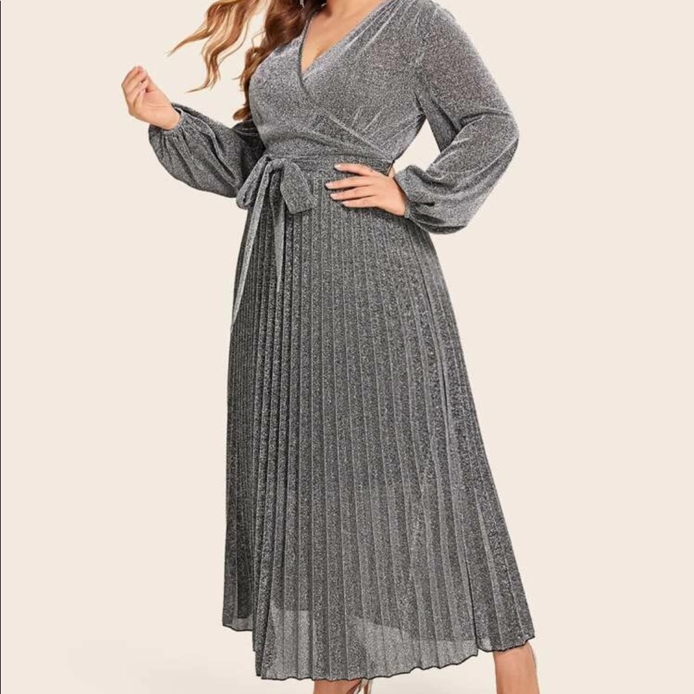 Pleated sparkly maxi dress
